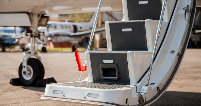 EMBRAER PHENOM 100 2011