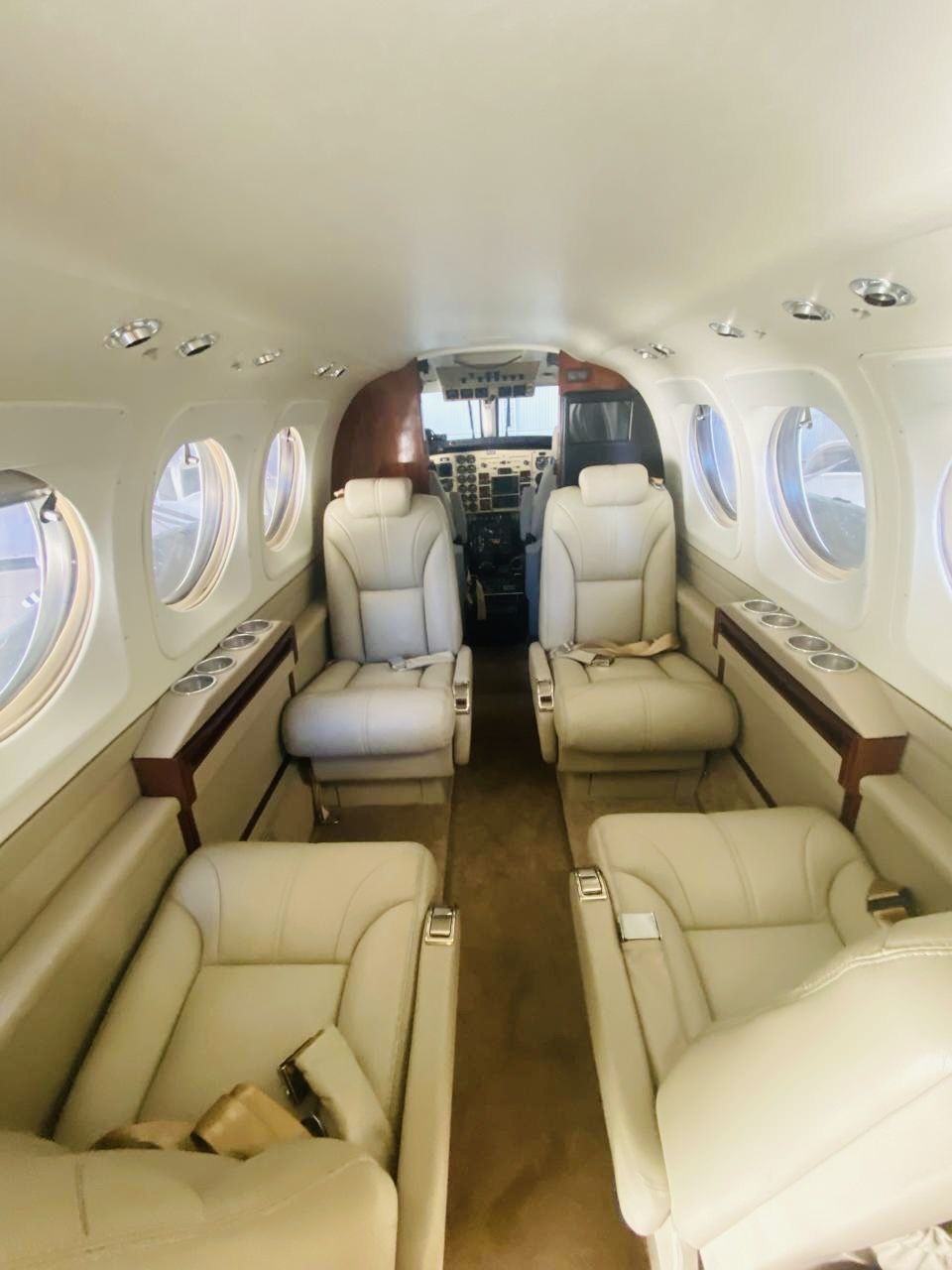 BEECHCRAFT KING AIR C90GT 2006