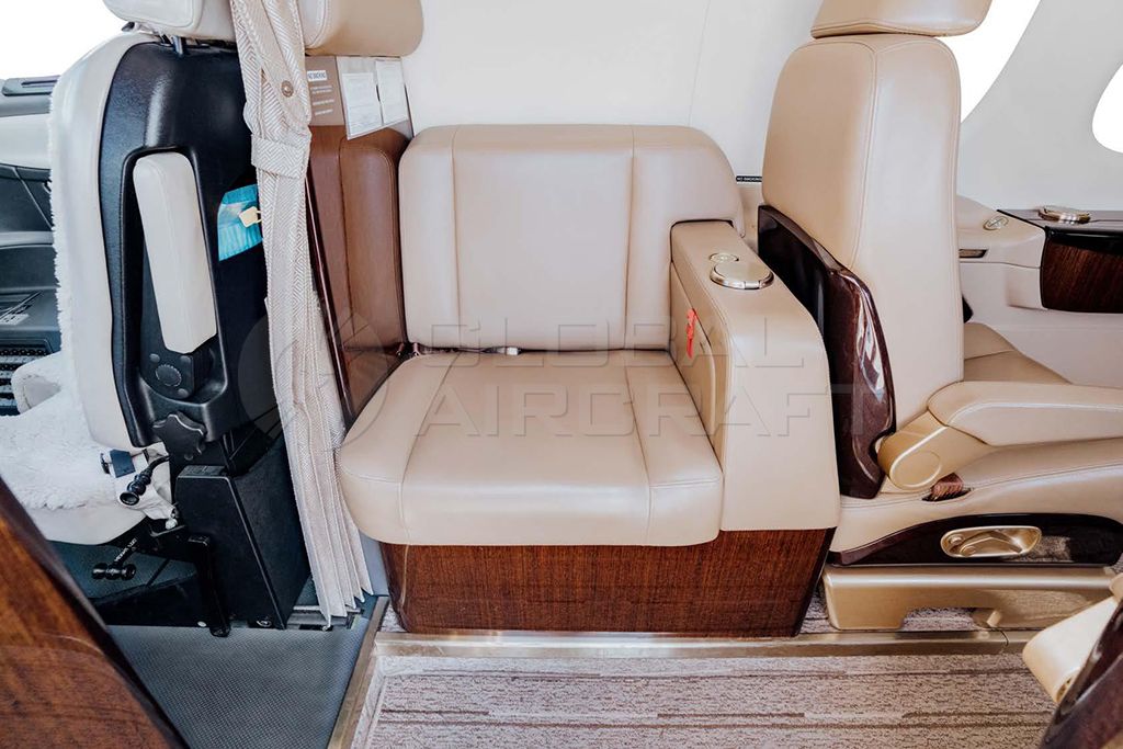 EMBRAER PHENOM 100E 2016