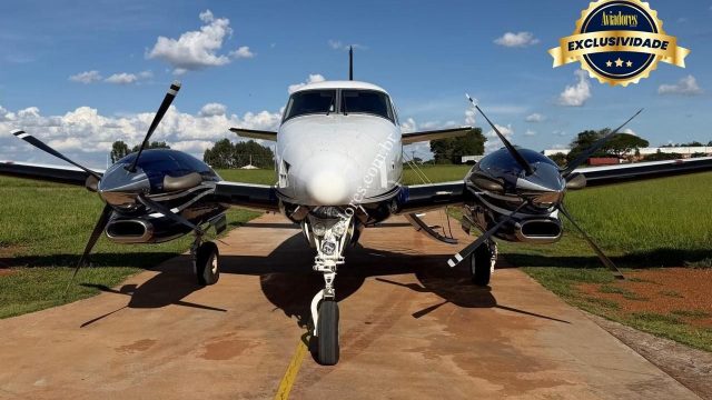 BEECHCRAFT KING AIR C90B 1998