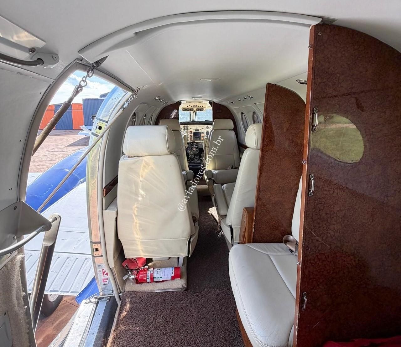 BEECHCRAFT KING AIR C90B 1998