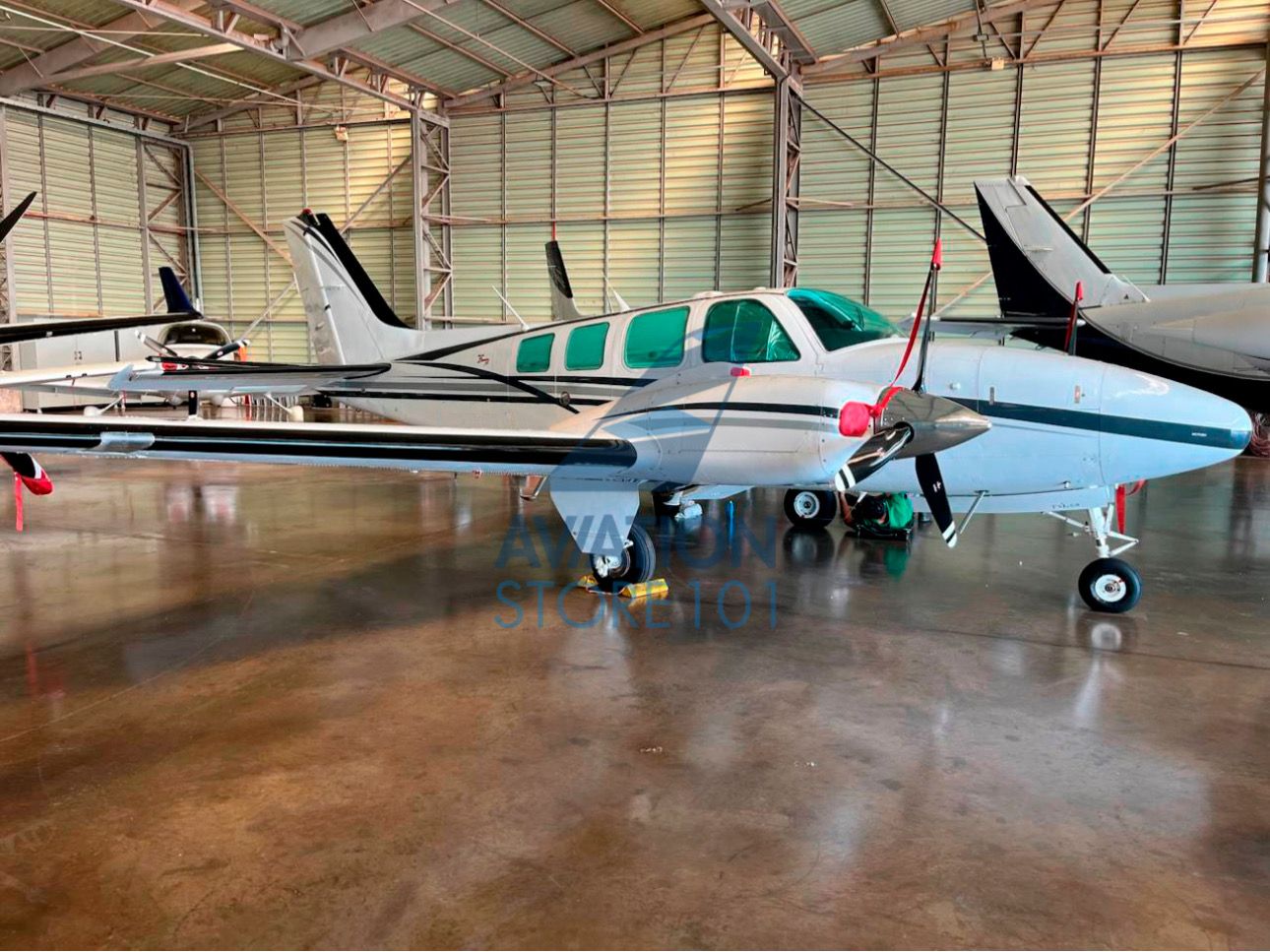 BEECHCRAFT BARON 58 1998