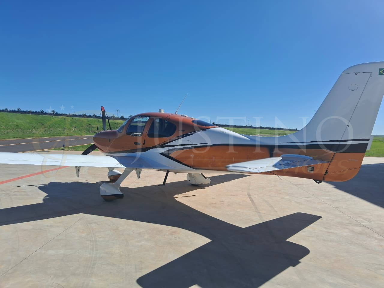 CIRRUS SR22 G7 2024