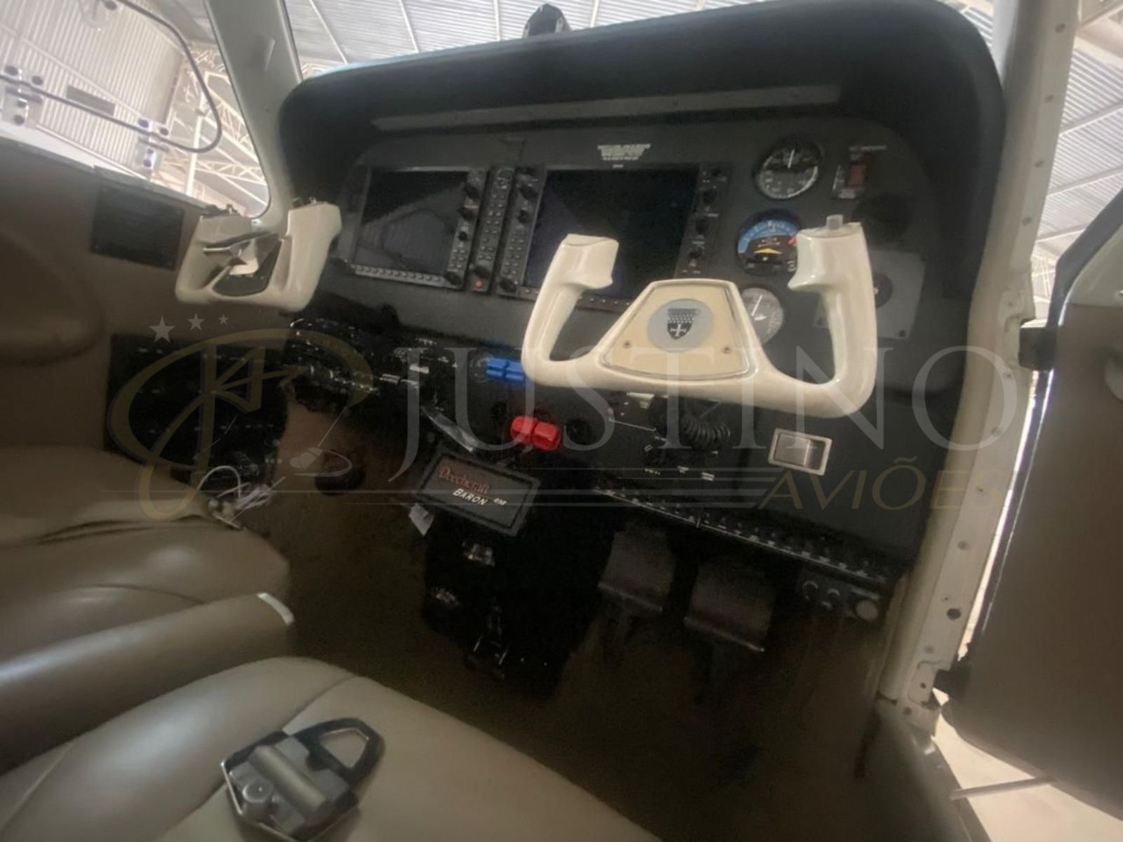 BEECHCRAFT BARON G58 2008