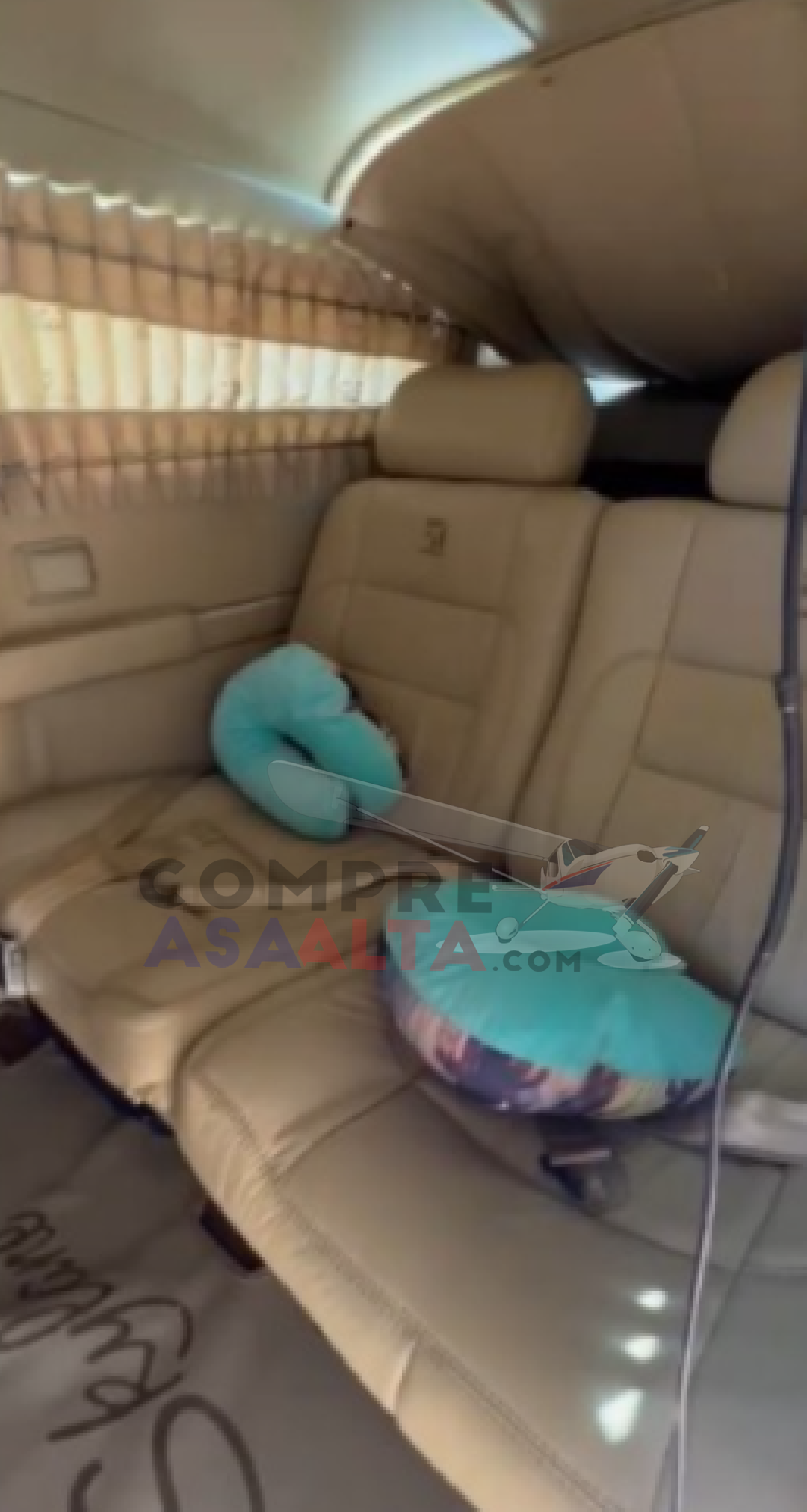 CESSNA 182 SKYLANE 1974