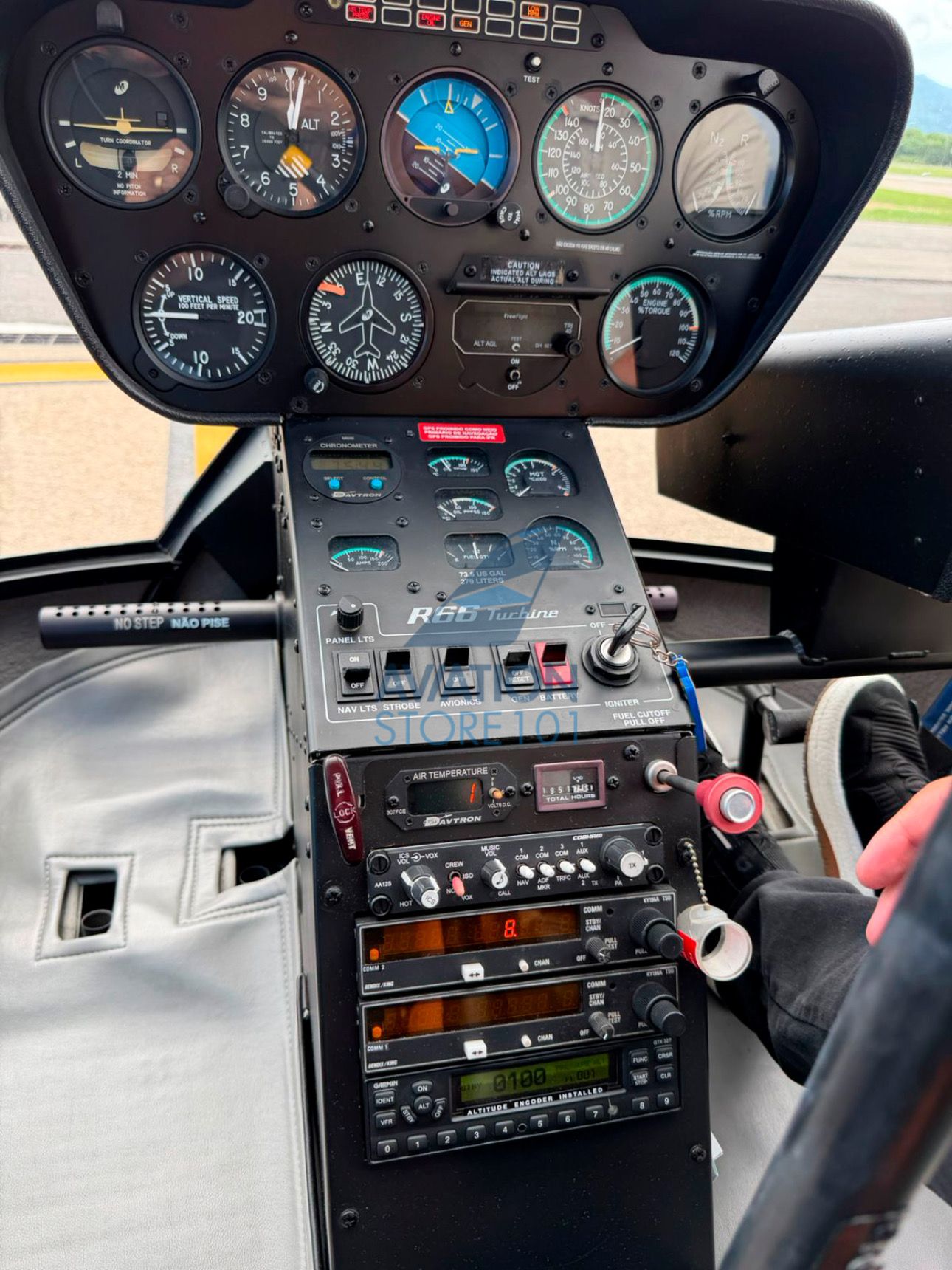 ROBINSON R66 TURBINE 2012