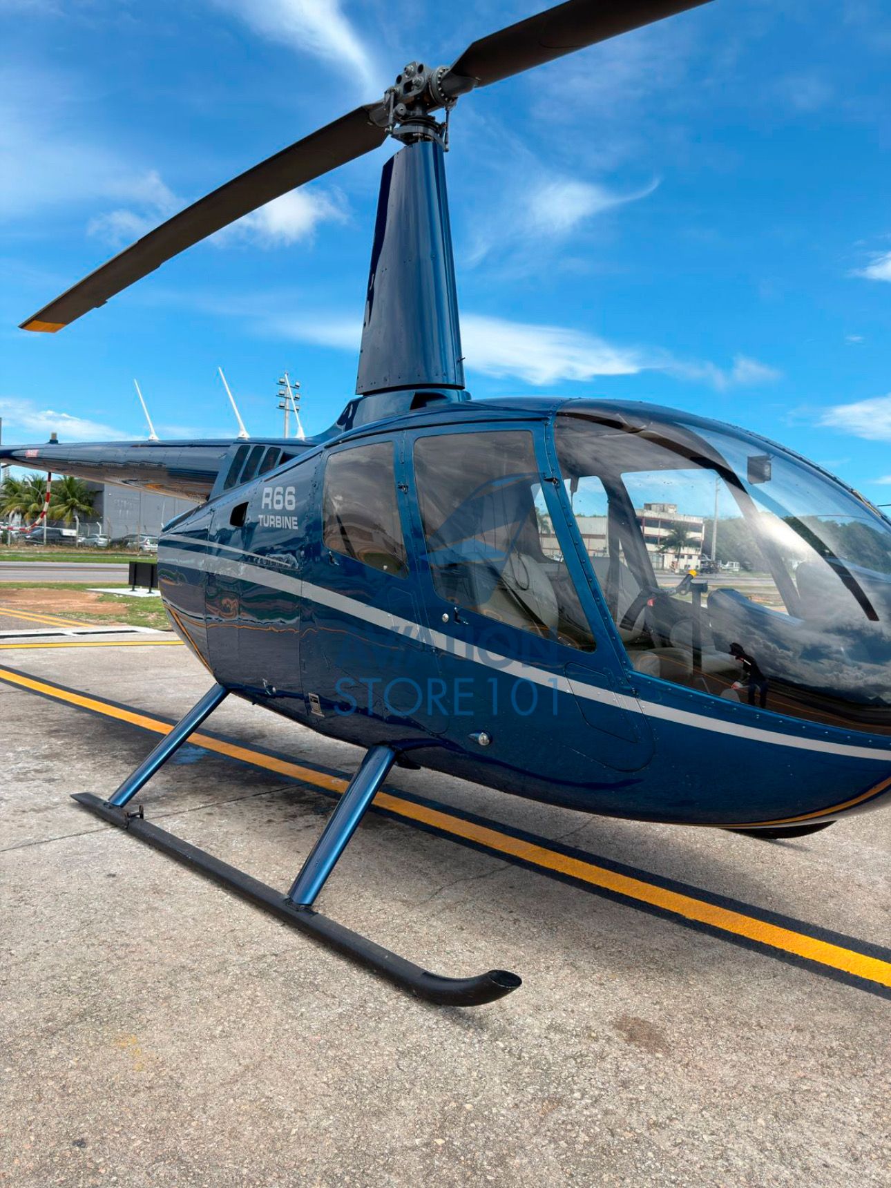 ROBINSON R66 TURBINE 2012