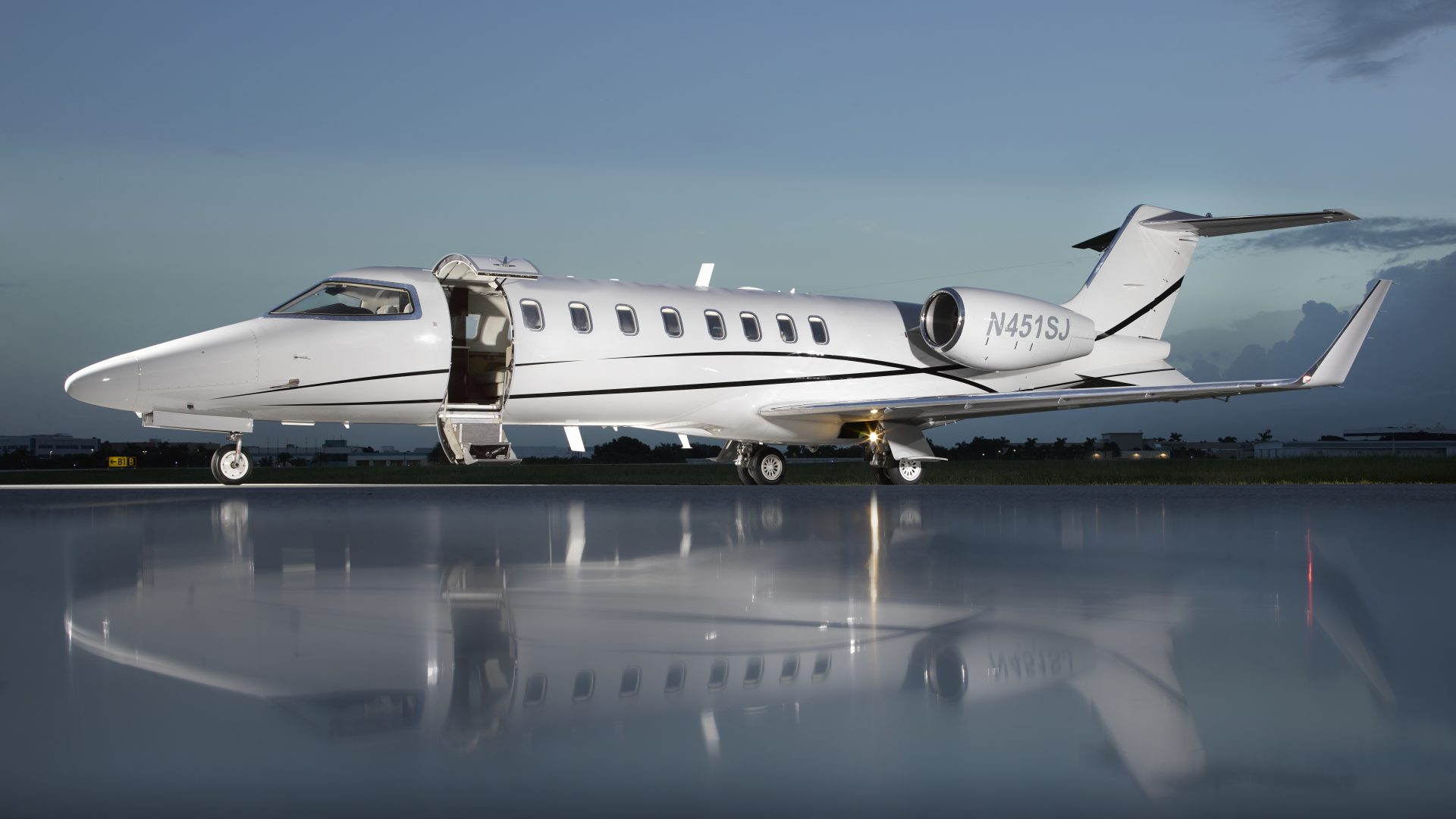 BOMBARDIER LEARJET 45 2001