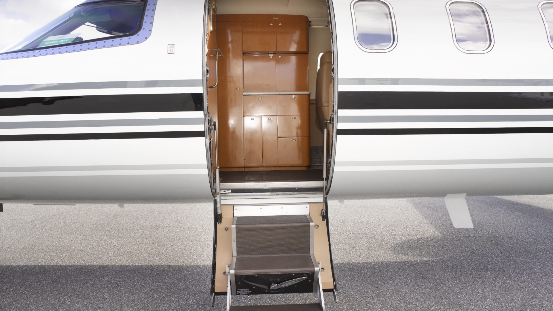 BOMBARDIER LEARJET 45 2001