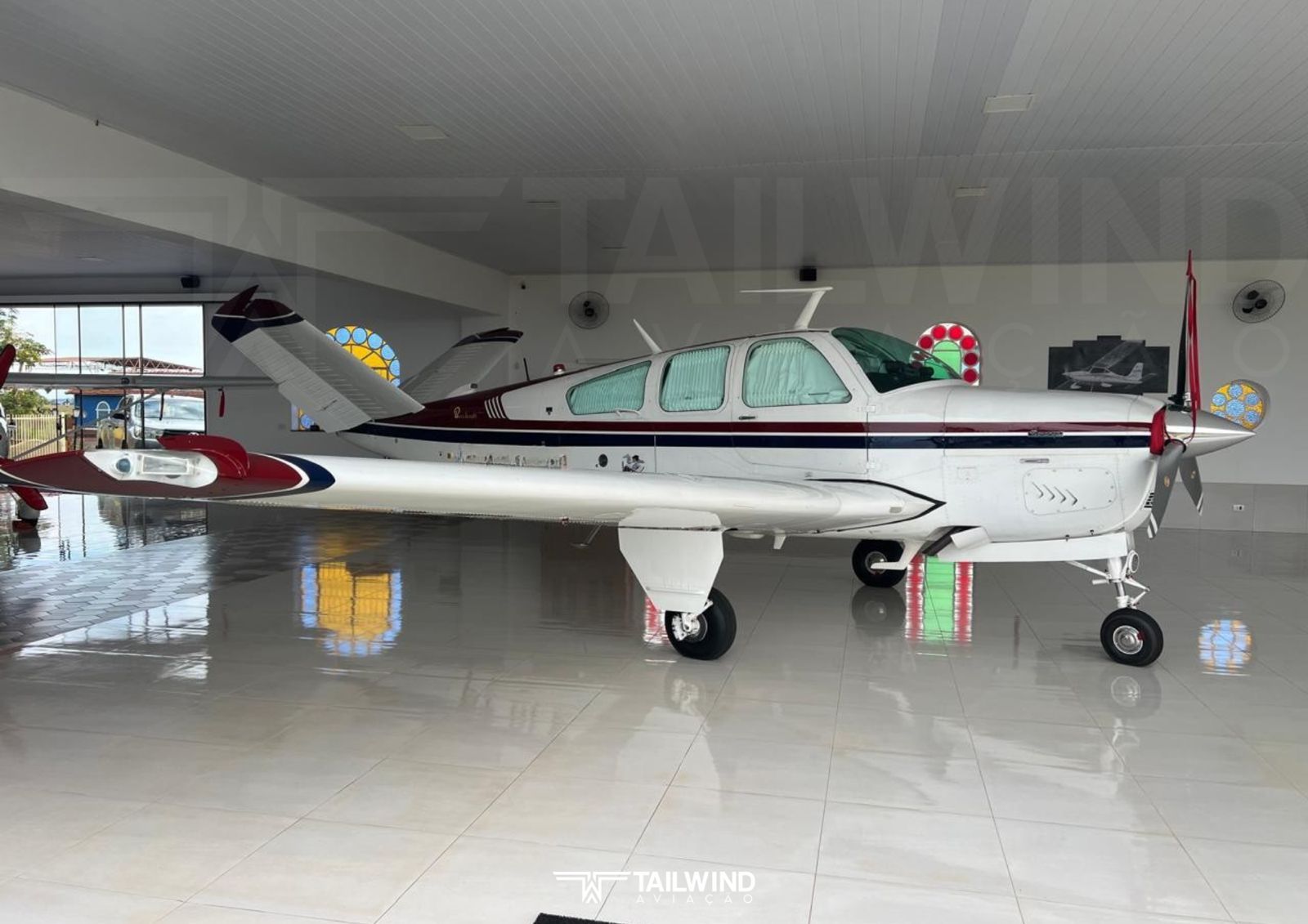 BEECHCRAFT BONANZA V35B 1981