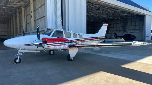 BEECHCRAFT BARON G58 2013