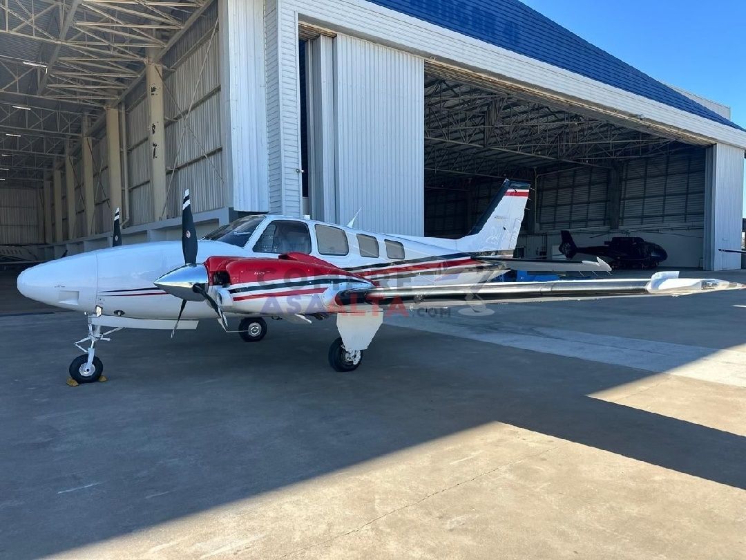 BEECHCRAFT BARON G58 2013