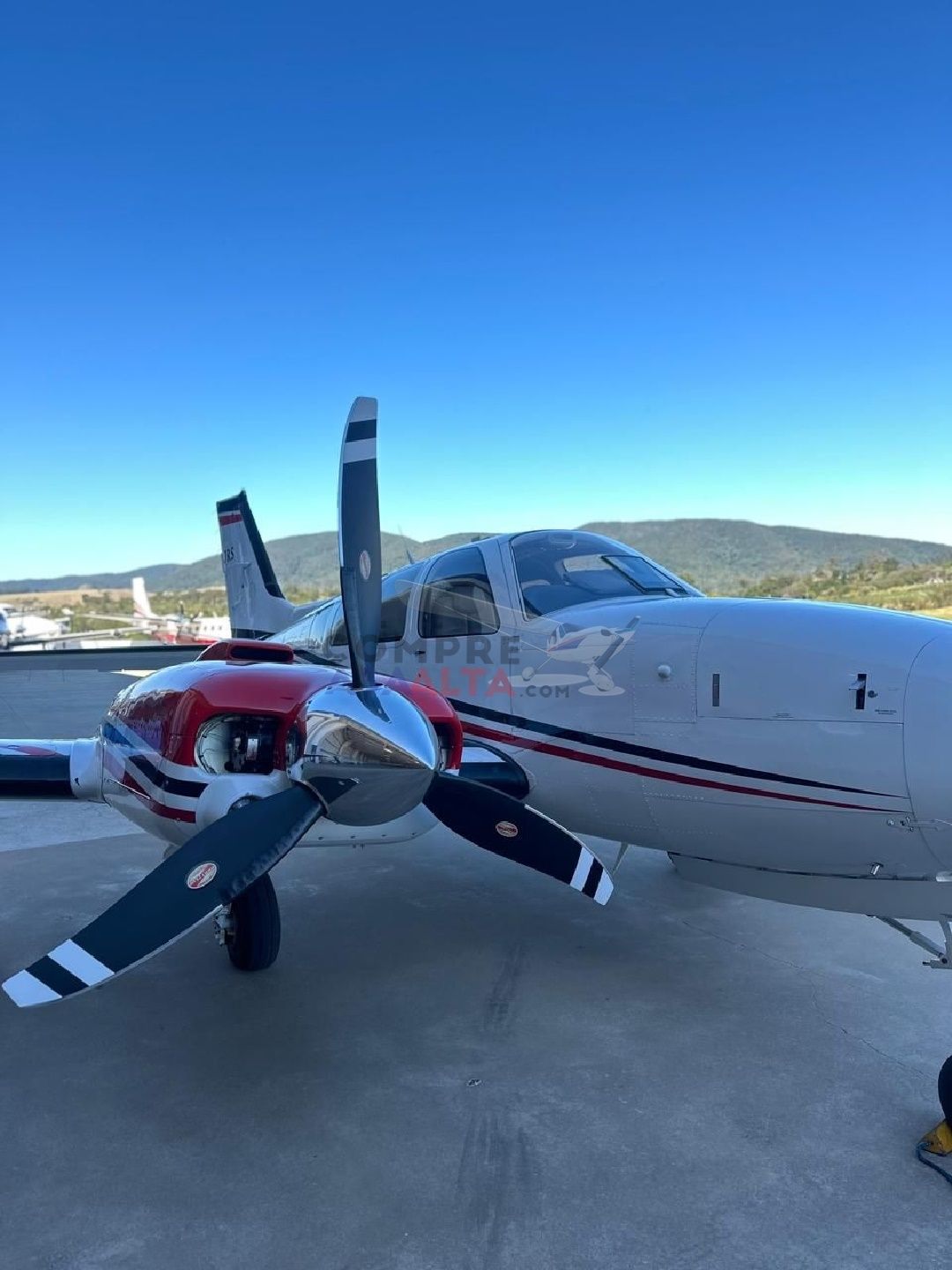 BEECHCRAFT BARON G58 2013