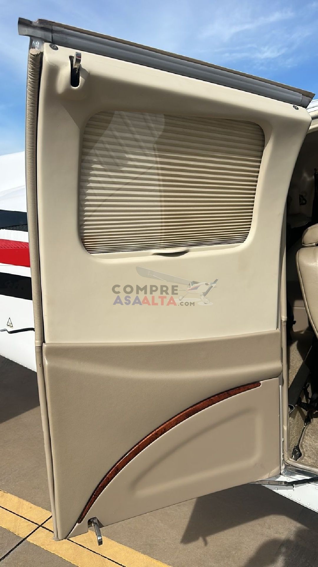 BEECHCRAFT BARON G58 2013