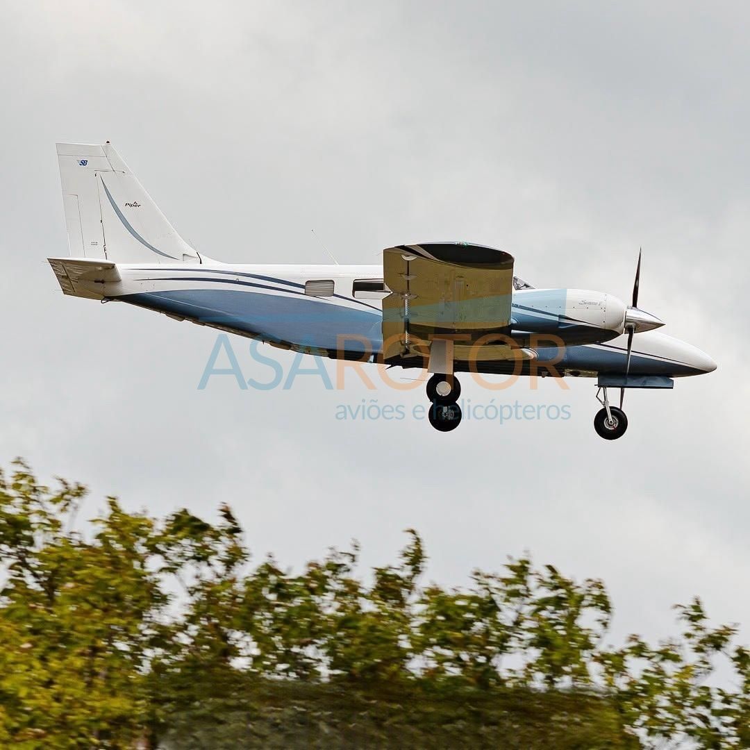 PIPER PA34-220T SENECA V 2011