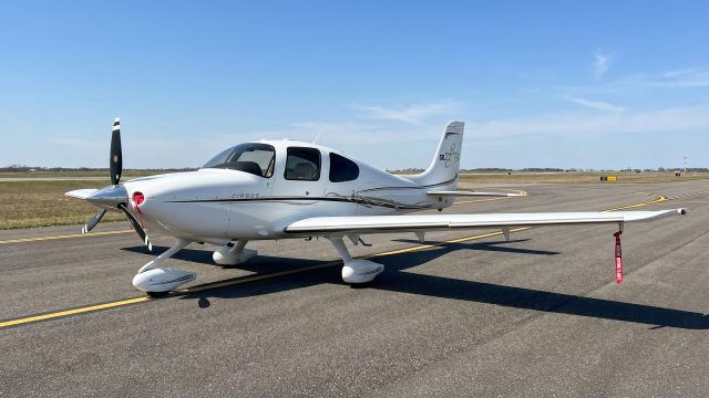 CIRRUS SR22 GTS 2006