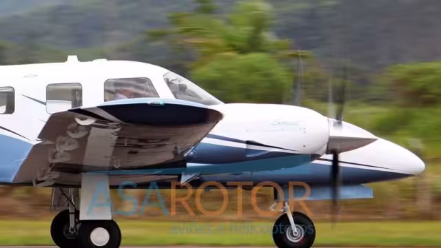 PIPER PA34-220T SENECA V 2011