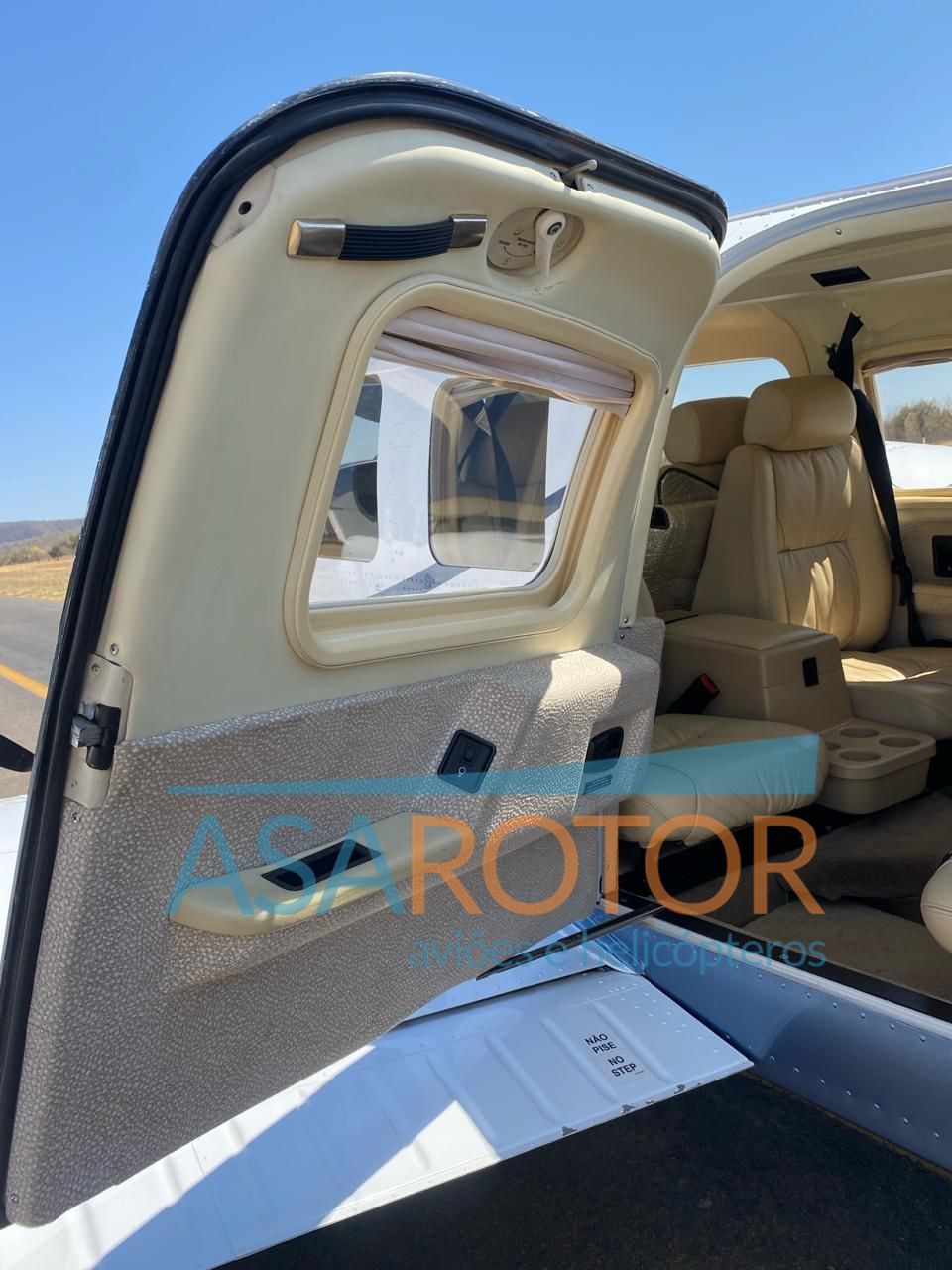 PIPER PA34-220T SENECA V 2011