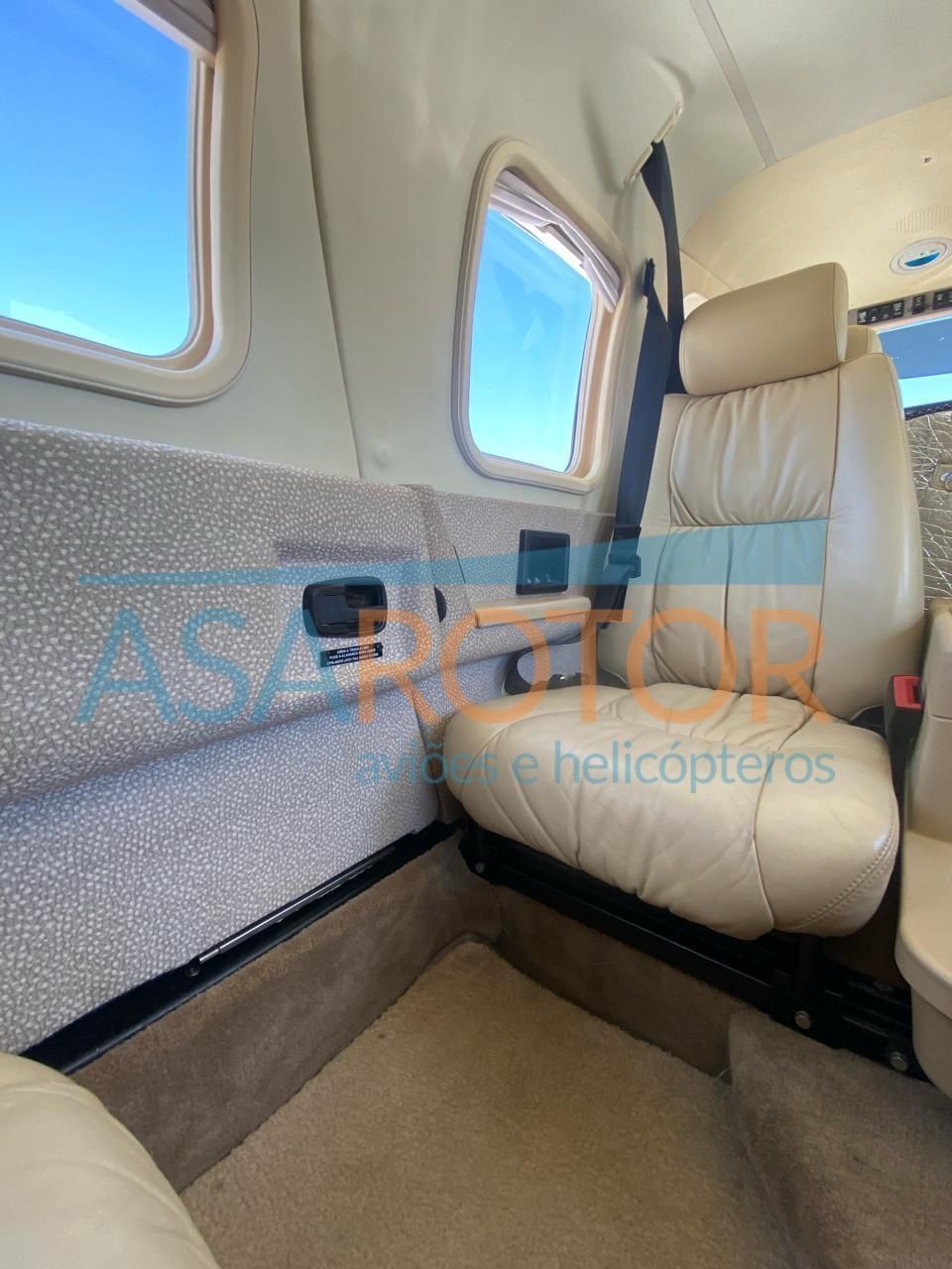 PIPER PA34-220T SENECA V 2011