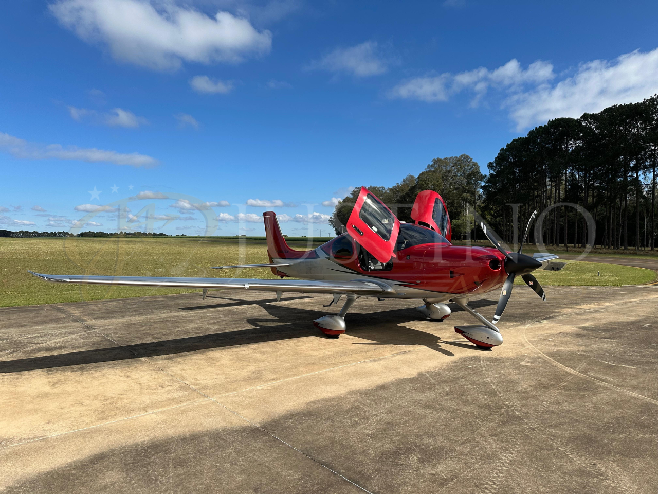 CIRRUS SR22T G6 CARBON 2023