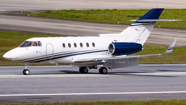HAWKER 800XP 2003