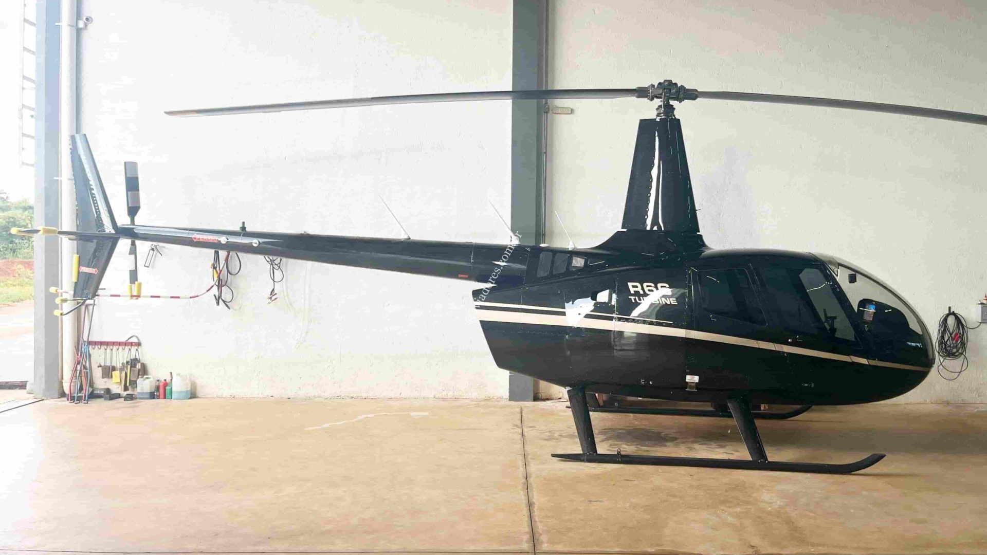 ROBINSON R66 TURBINE 2021