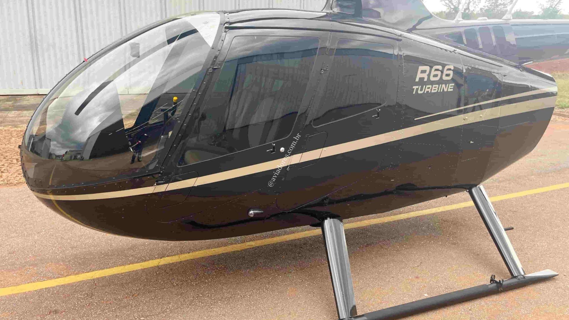 ROBINSON R66 TURBINE 2021