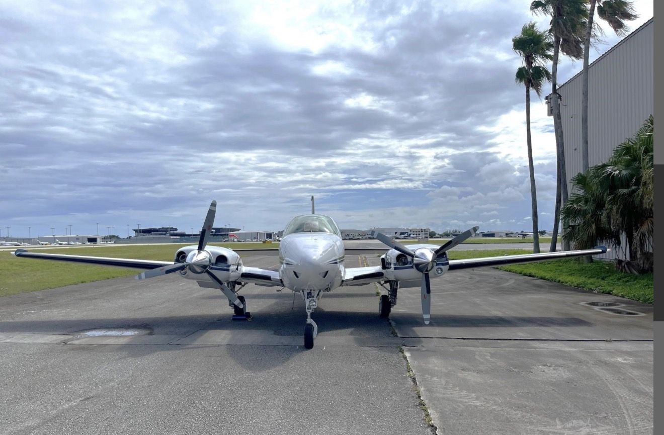 BEECHCRAFT BARON 58TC 1982