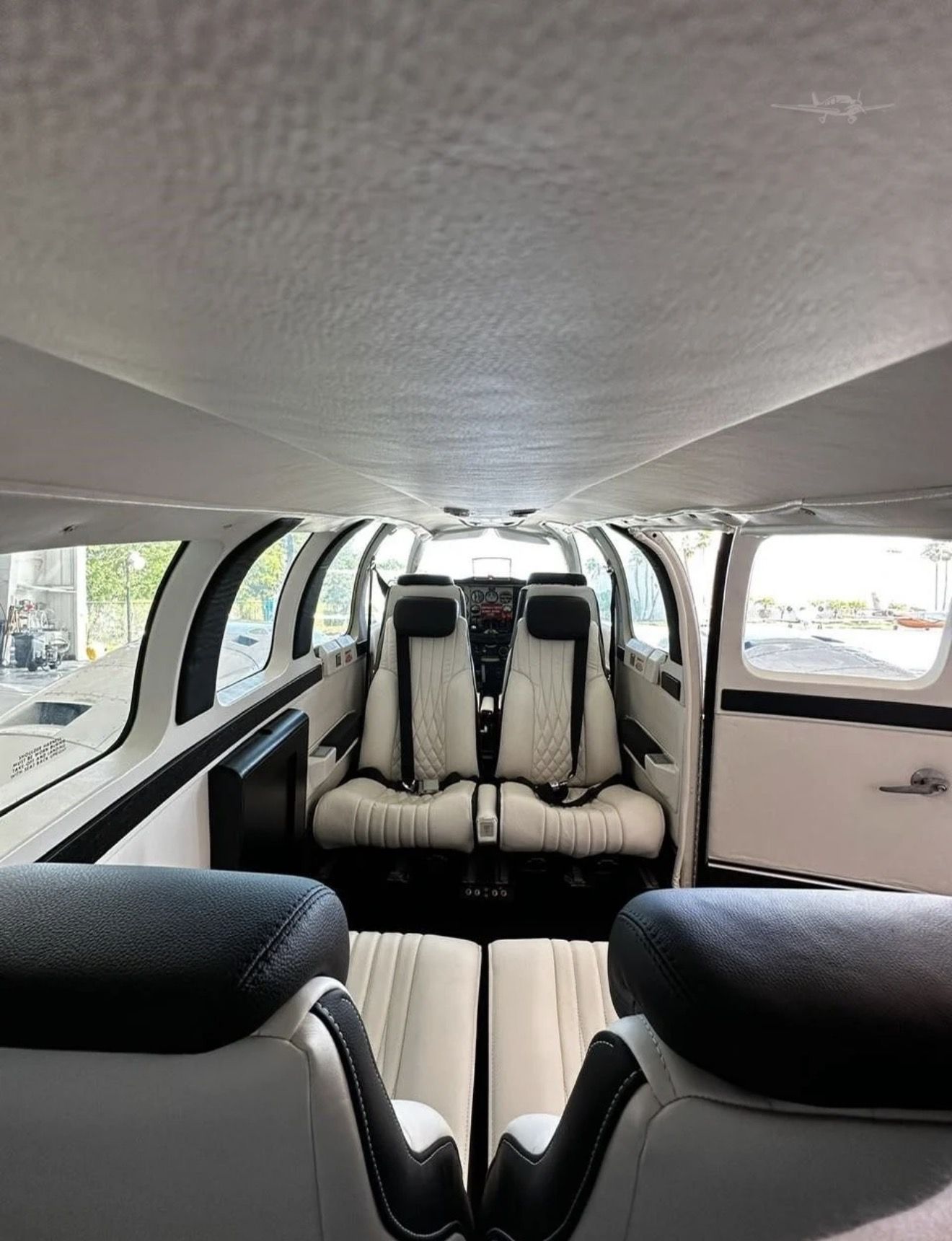 BEECHCRAFT BARON 58TC 1982