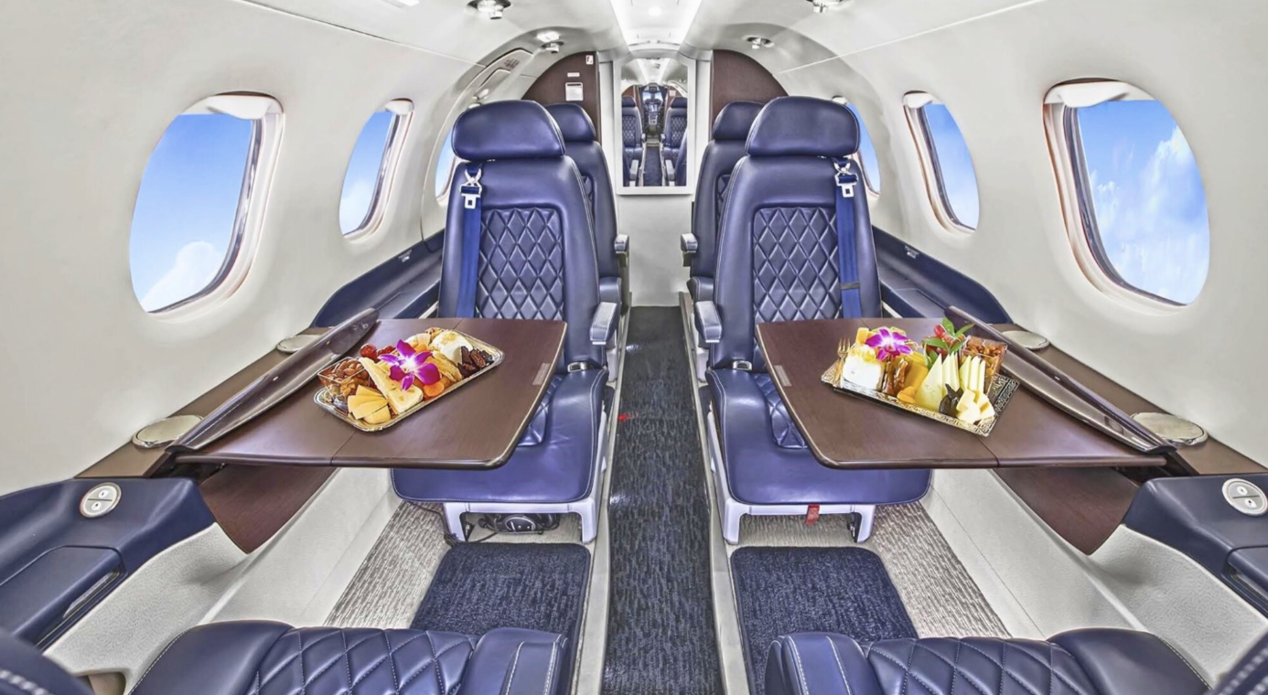 EMBRAER PHENOM 300 2012