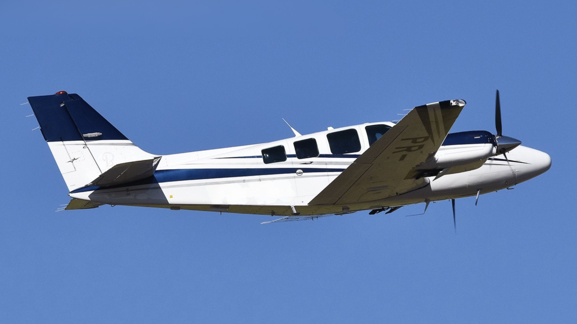 BEECHCRAFT BARON 58 1996