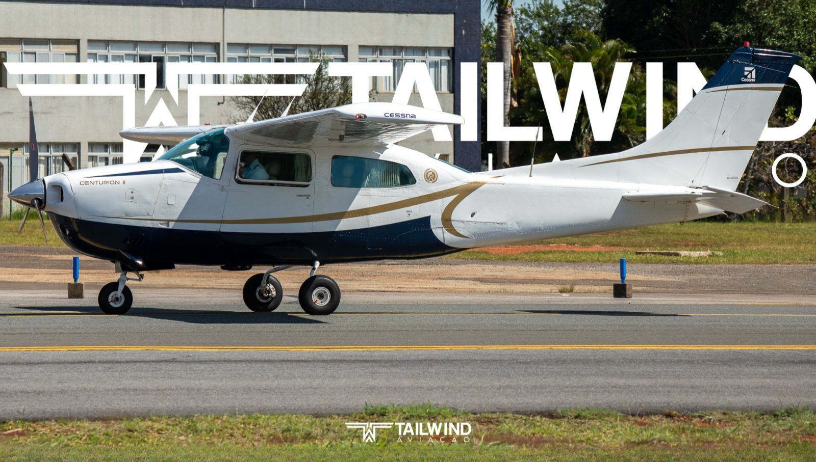 CESSNA CENTURION 210L 1974