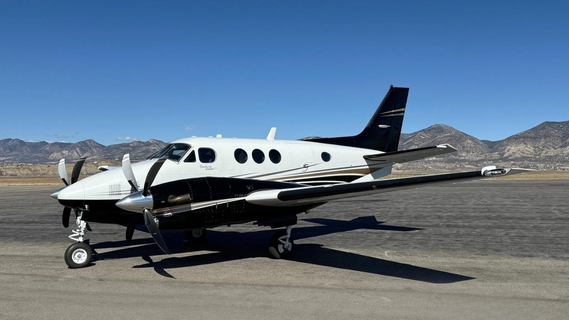 BEECHCRAFT KING AIR C90B 1997