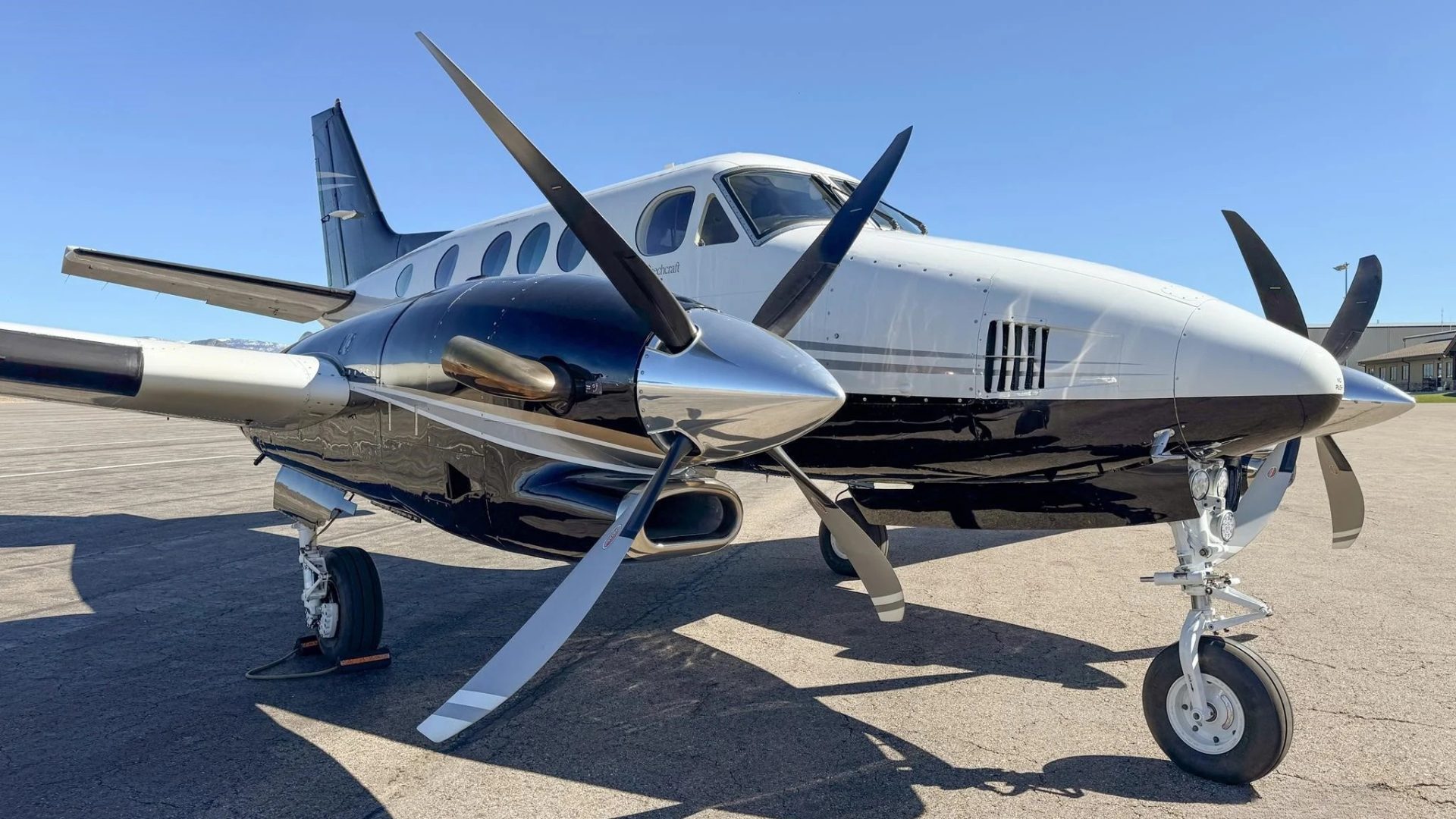 BEECHCRAFT KING AIR C90B 1997