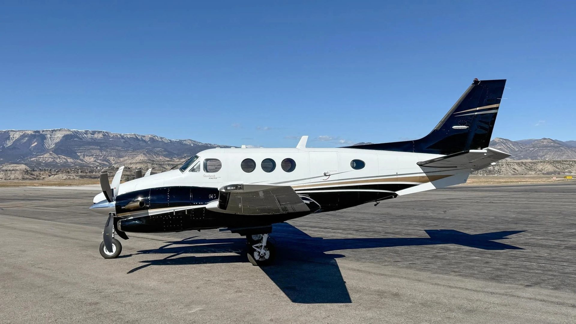 BEECHCRAFT KING AIR C90B 1997