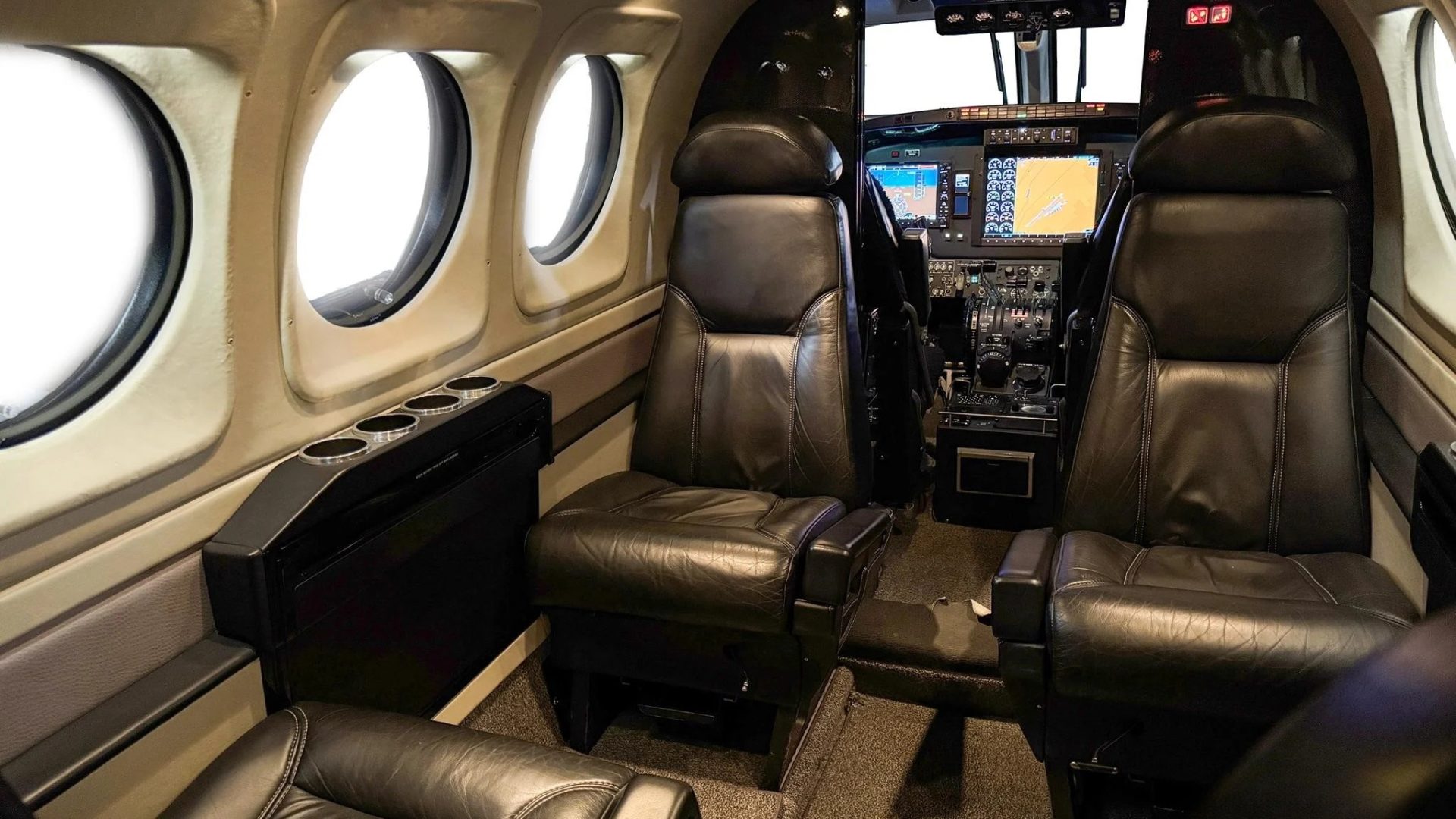 BEECHCRAFT KING AIR C90B 1997