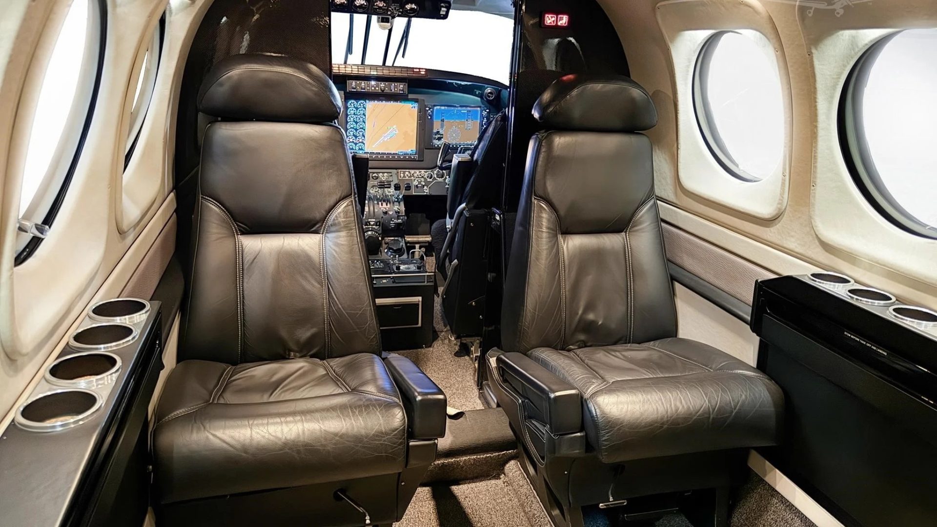 BEECHCRAFT KING AIR C90B 1997