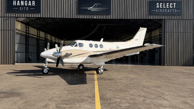 BEECHCRAFT KING AIR C90B 2002