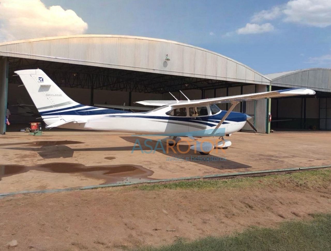 CESSNA SKYLANE 182T ASPIRADO 2006