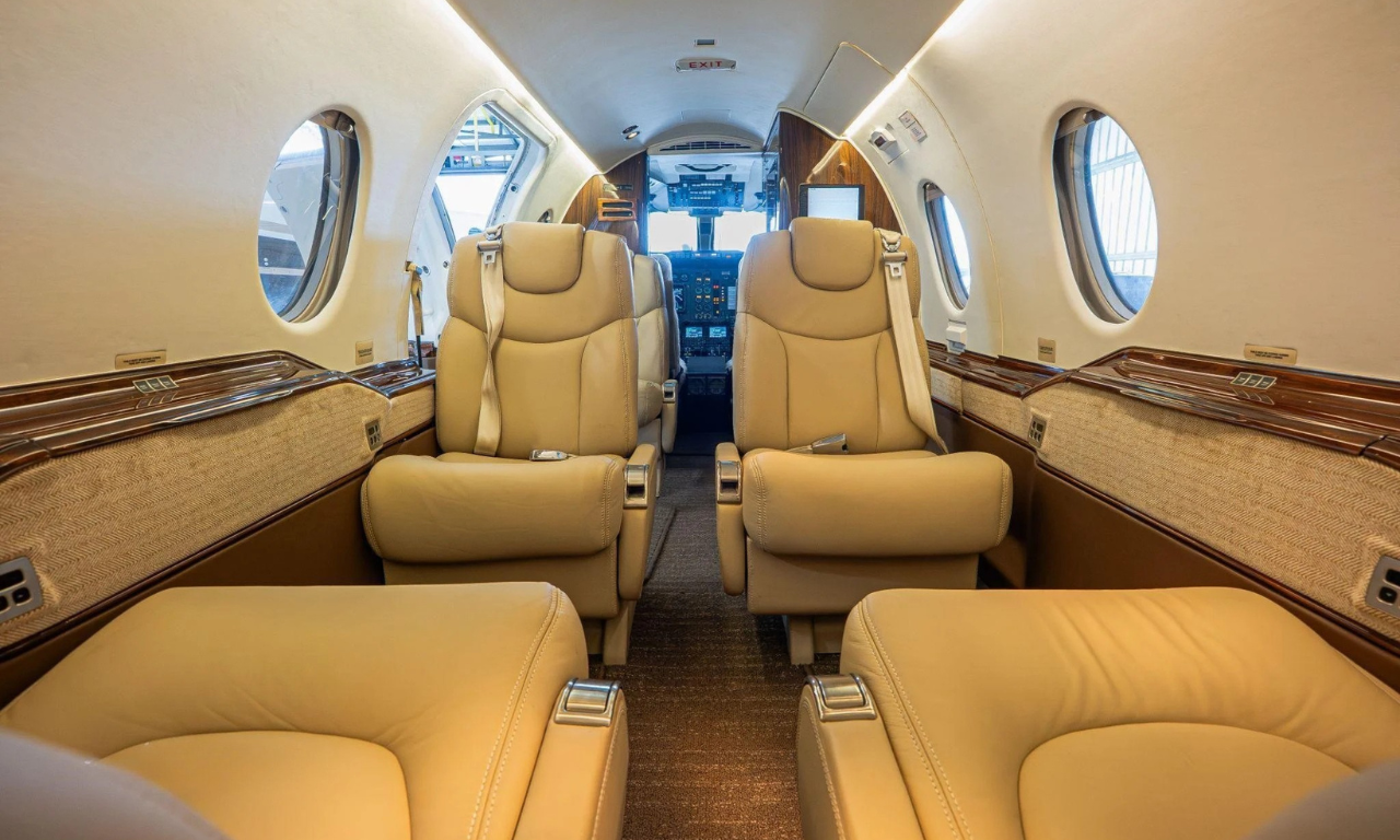 HAWKER 400XP 2008