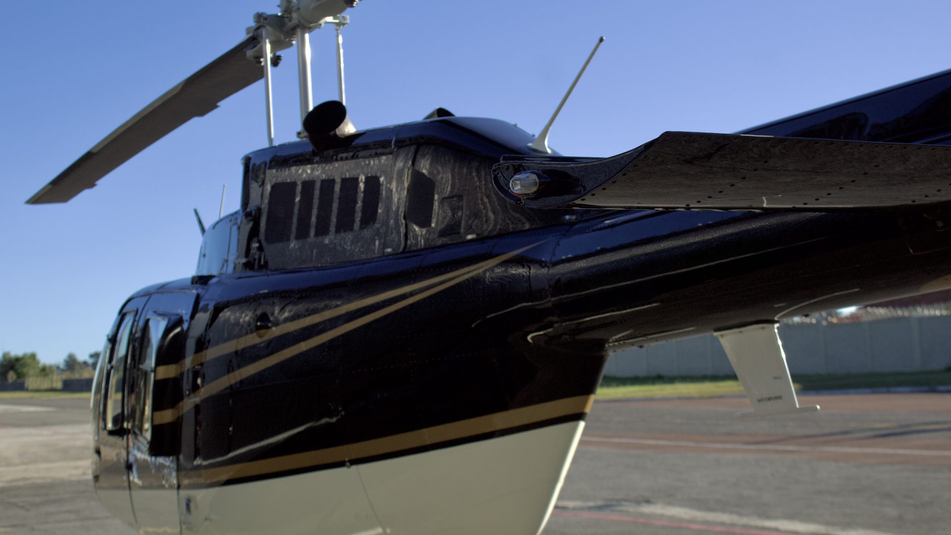 BELL 206B III JETRANGER 1983
