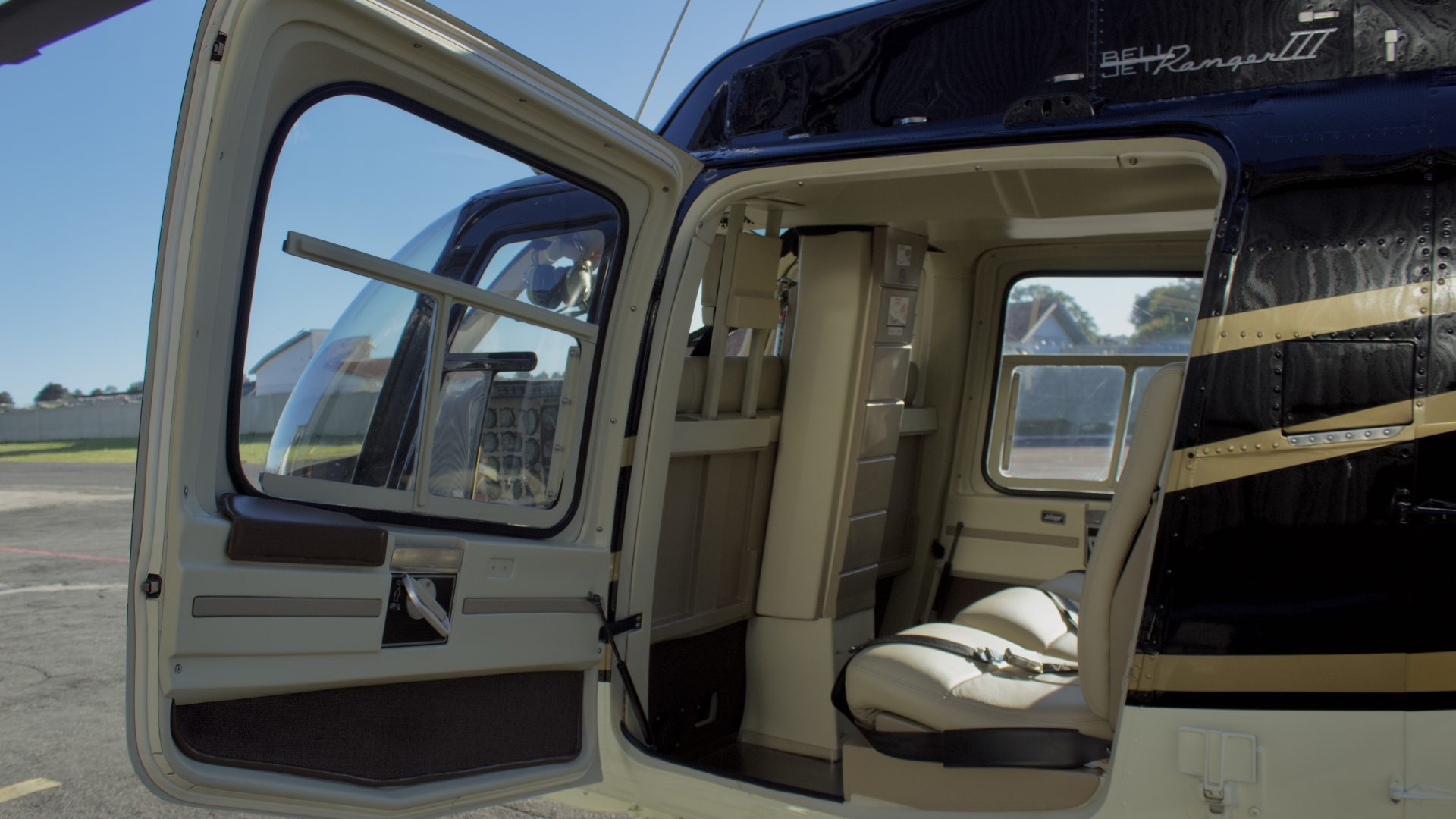 BELL 206B III JETRANGER 1983