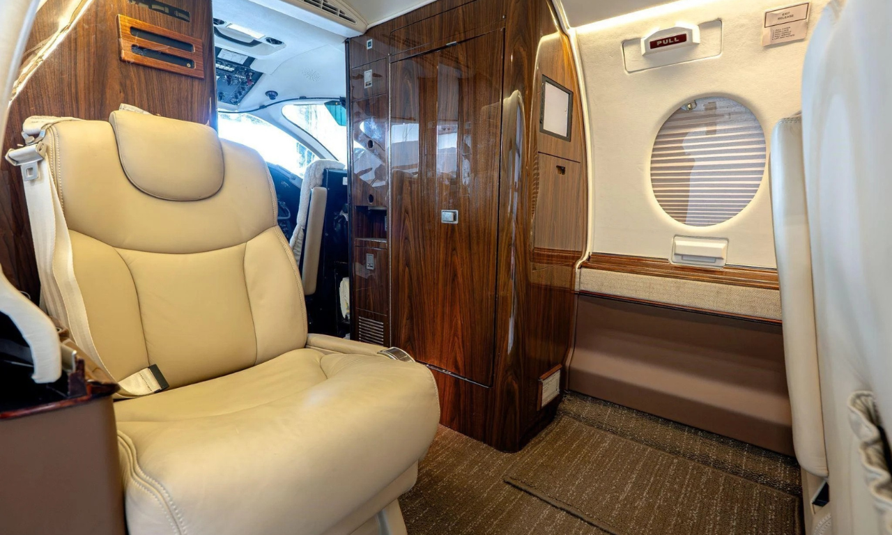 HAWKER 400XP 2008