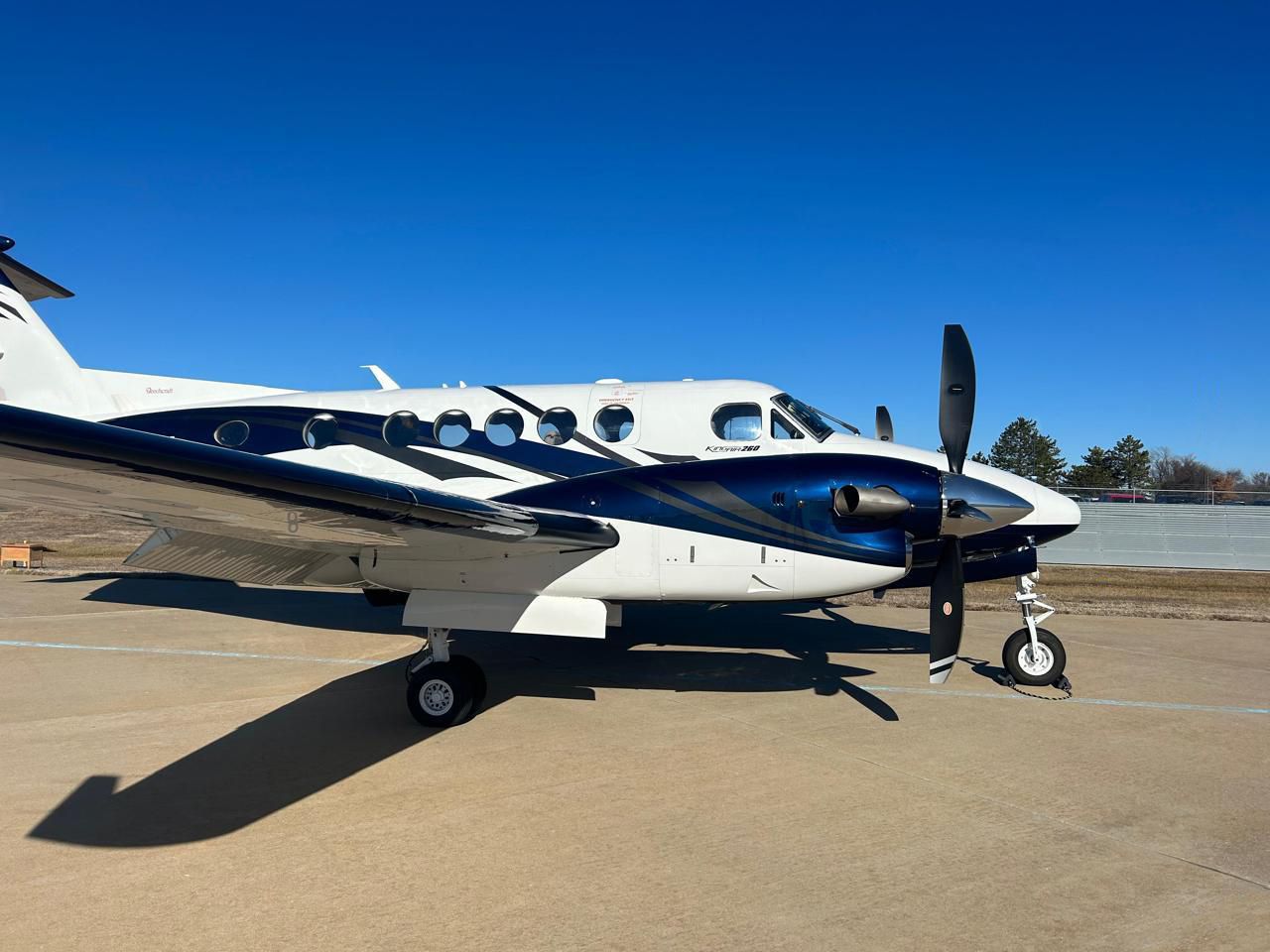 BEECHCRAFT KING AIR 260 2023
