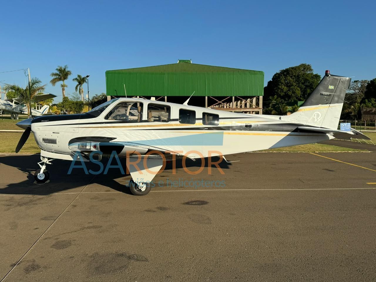 BEECHCRAFT BONANZA G36 2012