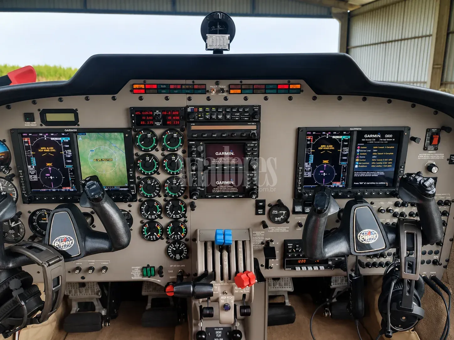 PIPER PA-34-220T SENECA V 2010