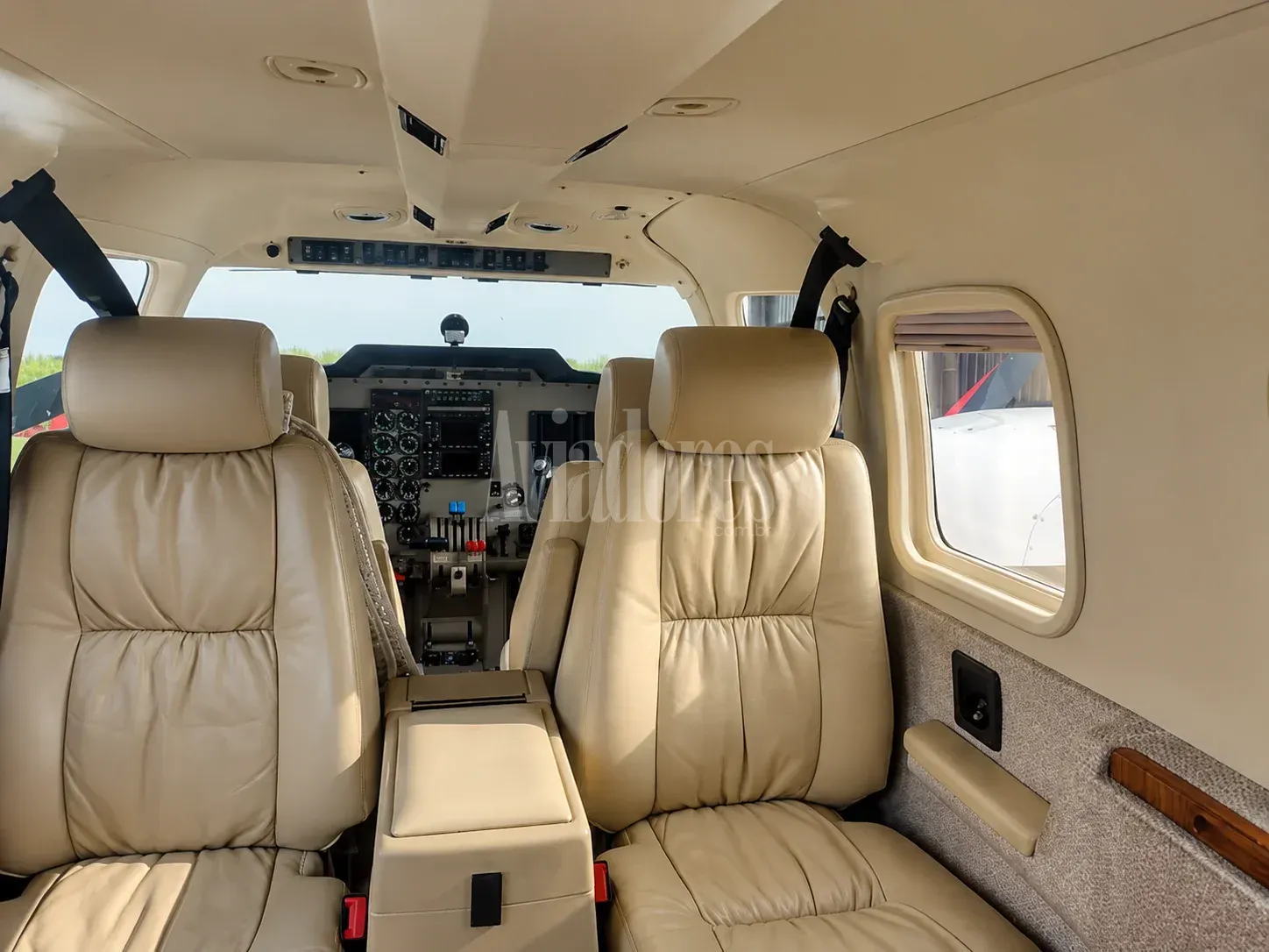 PIPER PA-34-220T SENECA V 2010