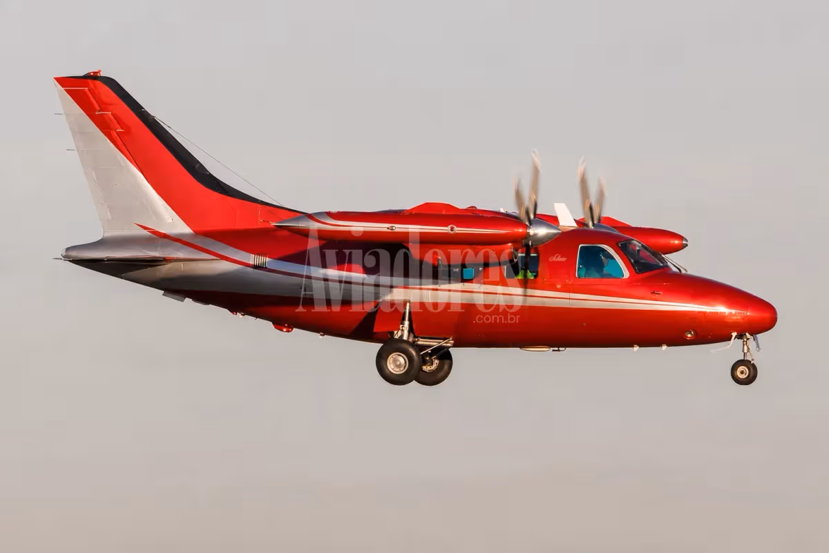 MITSUBISHI MU-2B-40 1980