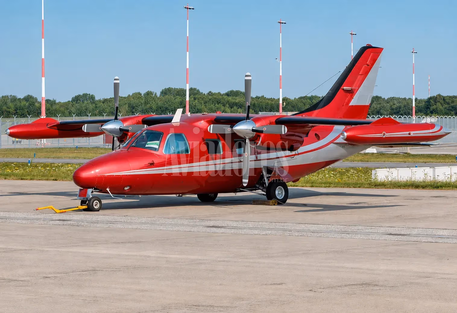 MITSUBISHI MU-2B-40 1980