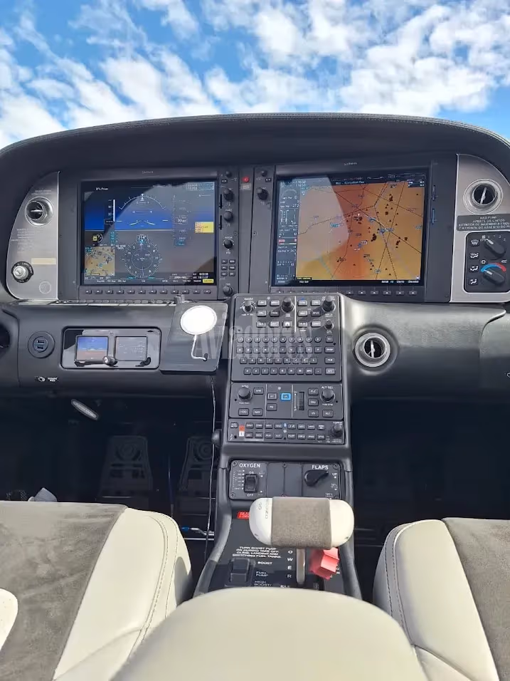 CIRRUS SR22T G6 CARBON 2022